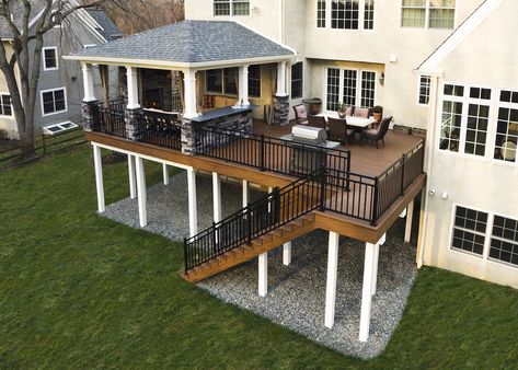 Deck Remodel, Asma Kat, Deck And Patio, Balkon Decor, Backyard Patio Deck, Building A Porch, Patio Deck Designs, Deck Designs Backyard, Deck Stairs