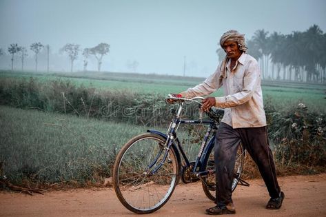 Kerala Bike, Indian Farmers Illustration, Indian Farmers Images, Indian Farmer Painting, Farmers Photography Indian, Farmer Photo, Farmer Life, Indian Cycle, Milk Man