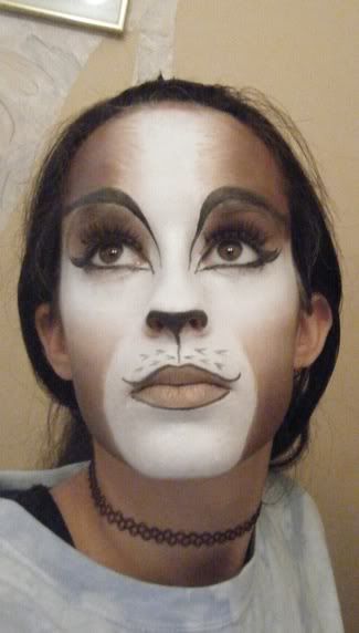 Donkey Makeup, Cats The Musical Costume, Musical Makeup, Cats Makeup, Shrek Costume, Cats Face, Animal Makeup, Painted Cat, Cute Donkey