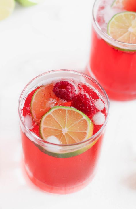 Raspberry Lime Sparkling Water is a delicious, non-alcoholic, party-friendly drink that guests will love! Whether you’re hosting or going, it’s super easy to make ahead of time. Oh, and it’s also perfect for a party of one or two, a good book, or a calm evening on the porch. #sparklingwater #sparklingwaterrecipes #strawberrylimerecipes #nonalcoholicbeverages | spiritedandthensome.com Alcoholic Party, Sparkling Water Recipes, Sparkling Water Drinks, Calm Evening, Lime Drinks, Lime Recipes, Coffee Drink Recipes, Water Recipes, The Porch