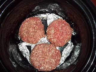 Slow Cooker Hamburgers Crockpot Burgers Hamburgers, Hamburger Patties In Crock Pot, Baked Hamburger Patties, Slow Cooker Hamburger Recipes, Hamburger Crockpot Recipes, Homemade Patties, Recipes With 1lb Ground Beef, Hamburger In Crockpot, How To Cook Hamburgers