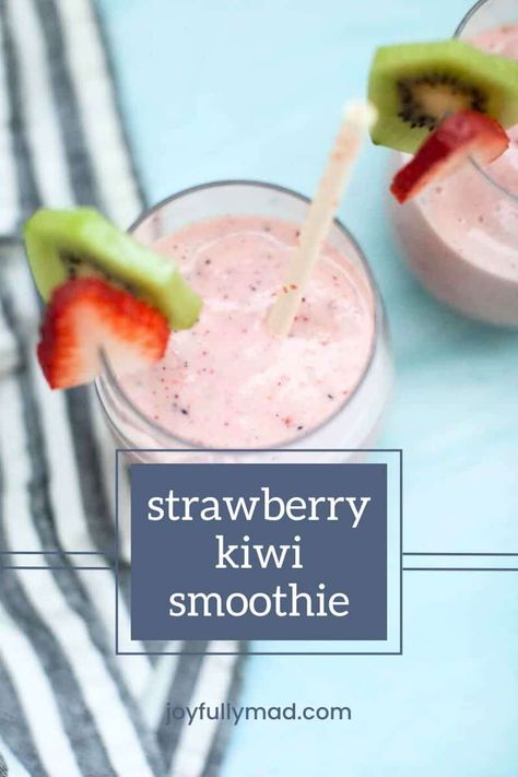 Strawberry Kiwi Smoothie Strawberry Kiwi Smoothie Recipe, Orange Julius Smoothie, Kiwi Smoothie Recipes, Strawberry Kiwi Smoothie, Chocolate Strawberry Smoothie, Greek Yogurt Smoothie, Kiwi Smoothie, Tropical Smoothie, Smoothie Prep