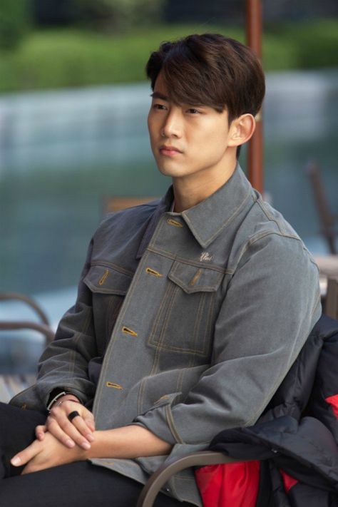 Taecyeon melts hearts in behind-the-scenes cuts of web drama 'I'll Touch You' | allkpop.com Kim Tan, Ok Taecyeon, Jin Woo, Web Drama, Drama Actors, Korean Drama Best, Korean Star, Kim Taehyung Funny, The Drama