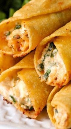 Baked Split Chicken Breast, Cream Cheese And Chicken, Split Chicken Breast, Taquitos Recipe, Chicken Taquitos, Tasty Dinner, Oreo Dessert, Best Chicken Recipes, Chicken Breast Recipes