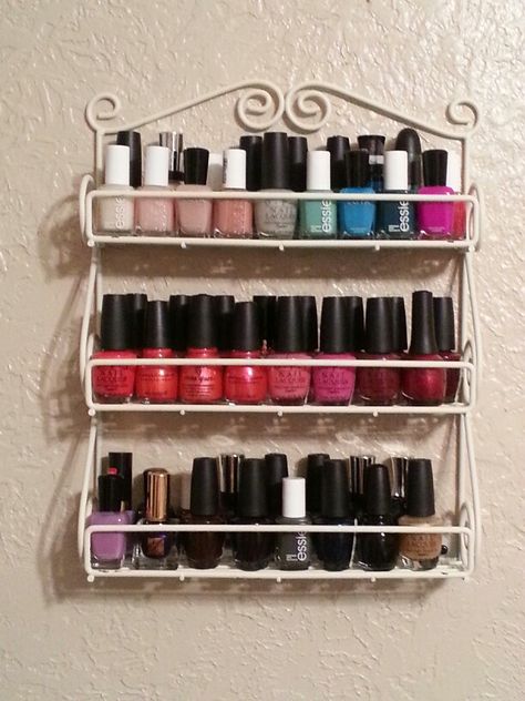 Spice rack from Target. Spray paint. Nail polish organizer/holder. Nail Paint Organizer, Paint Organizer, Nail Storage, Paint Organization, Paint Nail, Organizer Ideas, Makeover Bedroom, Nail Polish Organizer, Beautiful Dining Rooms