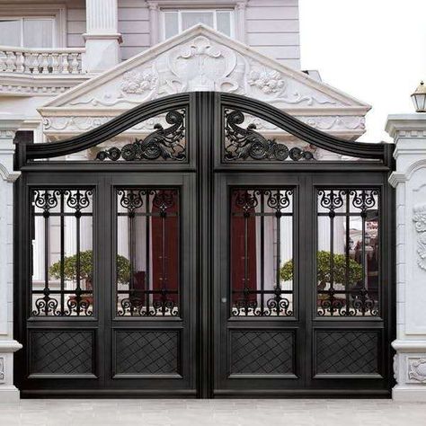 Classic Main Gate Design, Classical Gate Design, Classic Gate Design, Main Gate Design Entrance Iron Doors, Entry Gate Ideas, Door Entry Decor, Main Door Gate, Entrance Gate Design, Modern Iron Gate Designs