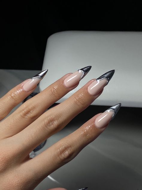 Melted Metal Nails, Liquid Metal Nails, Melted Metal, Metal Nails, Melting Metal, Liquid Metal, Metallic Nails, Manicure, Nails