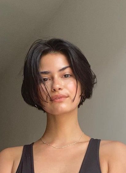 Bob Hairs, Short Hair Fringe, Sleek Short Hair, Chubby Face, Short Shaggy Haircuts, Really Short Hair, Asian Short Hair, Hair Inspiration Short, Shot Hair Styles