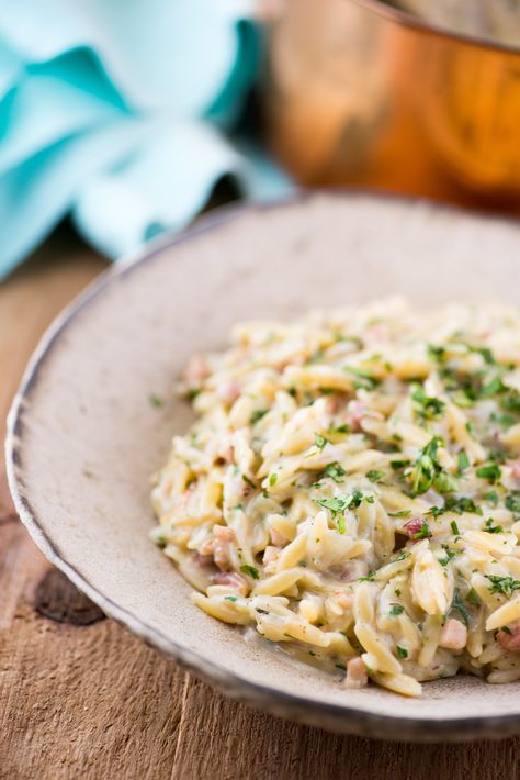 Creamy Pancetta Orzo Risotto Orzo Risotto, Orzo Dishes, Creamy Pasta Dishes, Orzo Recipes, Carbonara Recipe, Carbonara Pasta, Orzo Pasta, Risotto Recipes, Weeknight Dinner Recipe