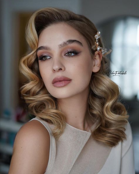 Hollywood Wedding Hair, Glam Wedding Hair, Hollywood Glam Hair, Sanggul Modern, Old Hollywood Hair, Hollywood Curls, Diy Wedding Hair, Hollywood Hair, Glam Hair