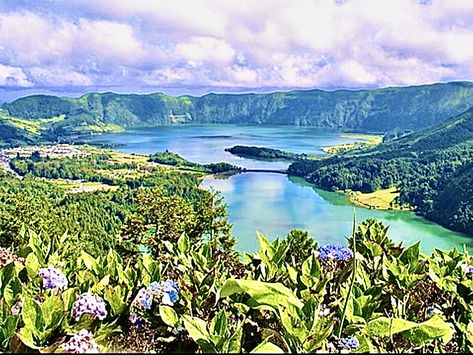 Lagoa das Sete Cidades, Azores Portugal