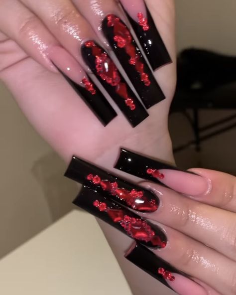 Extra Long Red Nails, Black Nails With Red Rhinestones, Red And Black Acrylics, 21 Nails, Black Acrylic Nail Designs, Black Quinceanera, Black Quince, Fake Acrylic Nails, Long Red Nails