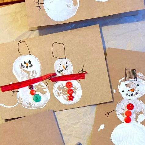 Kate on Instagram: "Christmas cards! ⛄️ These are destined for teachers and TAs and were great fun and so simple to make with potato printing - an idea shared by @littlehappylearners a few days ago! ⛄️ They were able to do this independently, choosing which way round the card went, how many snowmen to print and how to decorate them. Top tip - stick a fork in the potato - it’s so much easier for them to manage than when the paint gets everywhere and the potato gets slippery! ⛄️ #festiveplayalltheway #inspiretheirearlyyears #my_mini_artists #create_with_harper #playtolearnwithkaty #craftcreateandmake #festiveseasonplayideas #heycraftykids #december_play #weplay_winter #littlesplayshare #letsshareourplay #inspireuswithyourplay #savecraftplay #merrydecemberplay #averycardboardchristmas #cris Potato Printing, Potato Print, Crafty Kids, Instagram Christmas, Festival Celebration, December 12, How To Decorate, Christmas 2024, Diy Christmas