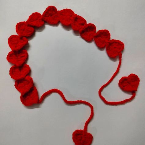 Heart Headband Crochet, Lana Del Re, Lana Del Rey Aesthetic, Crochet Hairband, Rey Aesthetic, Accessories Crochet, Headband Crochet, Heart Headband, Heart Crochet