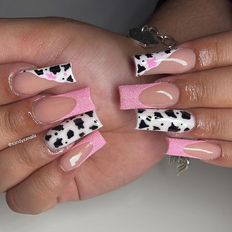 25 Cute Cow Nails You'll Love Cow Theme Nails, Cow Print French Tip Nails, Summer Nails Inspo 2023, Print French Tip Nails, Nails Practice, Country Acrylic Nails, Cow Print Nails, Cowboy Nails, Western Nails