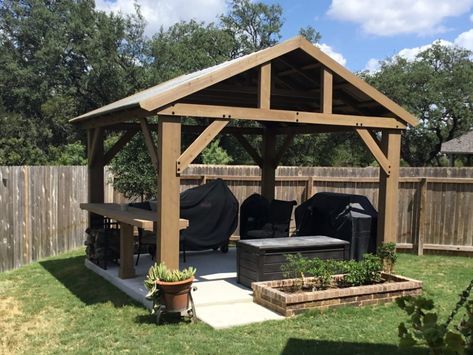 Yardistry Structures - Gazebos, Pavilions and Pergolas - Yardistry enhances and extends outdoor living spaces. Tub Deck, Hot Tub Deck, Outdoor Living Spaces, Deck Ideas, Dream Backyard, Greenhouses, Outdoor Oasis, Outdoor Living Space, Hot Tub