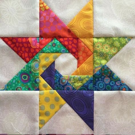 Love this star block Bunny Rabbit Quilt Pattern, Diy Journaling, Geese Quilt, Rainbow Quilt, Paper Pieced Quilt, Bantal Sofa, Sales Pitch, Star Quilt Blocks, Star Quilt Patterns