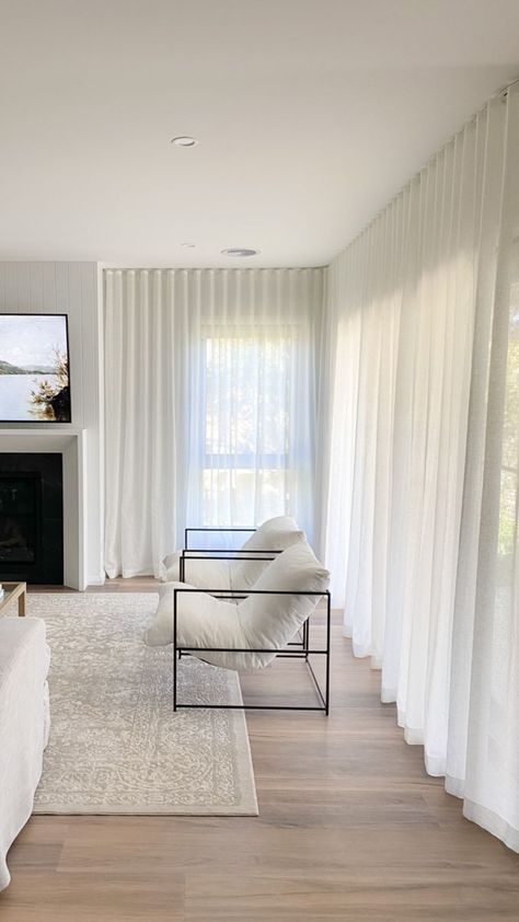 Long Curtains Living Room, Sheers Curtains Living Room, Lounge Room Styling, Curtains Living Room Modern, Decor Fireplace, Living Room Decor Curtains, Living Room Living Room, Curtains Living, Living Room Decor Cozy