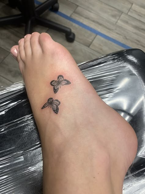 Butterfly Tattoo On Feet For Women, Foot Butterfly Tattoo, Lower Leg Tattoos Women Calves, Cute Feet Tattoos, Simple Foot Tattoo, Butterfly Tattoo Foot, Foot Tattoo Ideas Female, Pretty Foot Tattoos For Women, Tattoo Ideas Female Foot