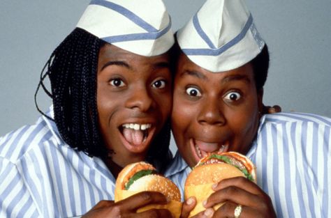 Kenan E Kel, Welcome To Good Burger, Kel Mitchell, Burger Costume, Kenan And Kel, National Burger Day, Kenan Thompson, Pop Up Restaurant, Teen Movies