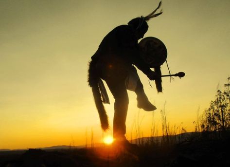 Native American Indian Asthetics, Native American Aesthetic, Native Aesthetic, Native American Photography, Native American Drums, Native American Dance, Native American Spirituality, American Dance, Native Artwork