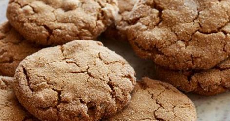 Ina Garten Ginger Cookies, Ginger Cookies Chewy, Clove Cookies, Everyday Desserts, Fancy Baking, Ginger Cookie Recipes, Ukrainian Christmas, Popular Cookies, Ginger Biscuits