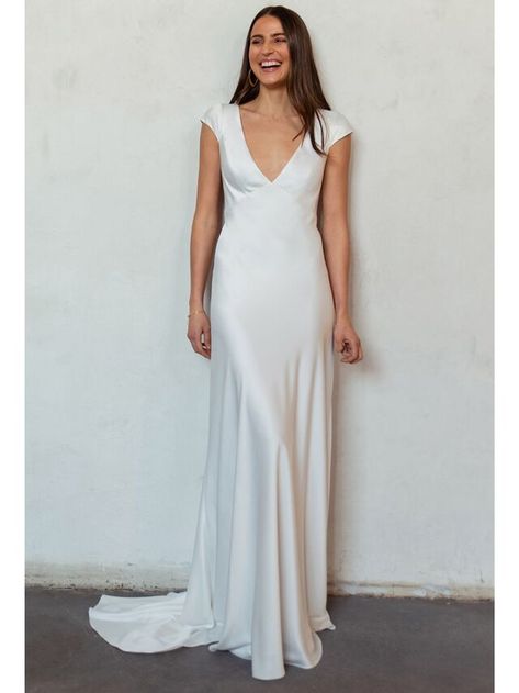 Jenny Yoo Bridal, Convertible Bridesmaid Dress, Chic Brides, Jenny Yoo, Wedding Dress Pictures, Sleeve Wedding Dress, Bridal Fashion Week, A Line Gown, Little White Dresses