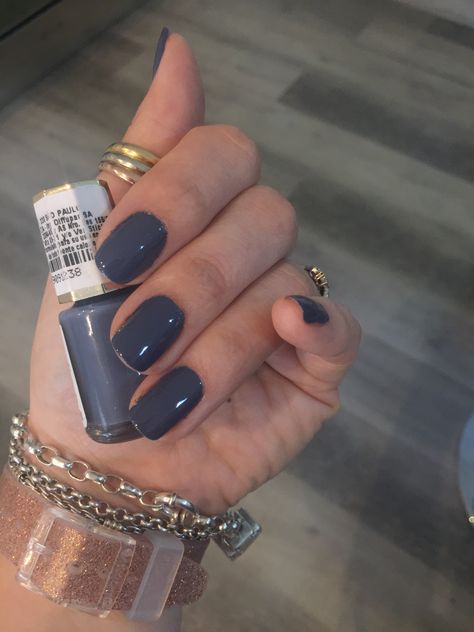 Nails in grey Grey Gel Manicure, Short Dark Gray Nails, Navy Grey Nails, Blue Grey Nails Design, Grey Blue Nails, Dark Gray Nails, Blue Gray Nails, Blue Grey Nails, Slate Nails