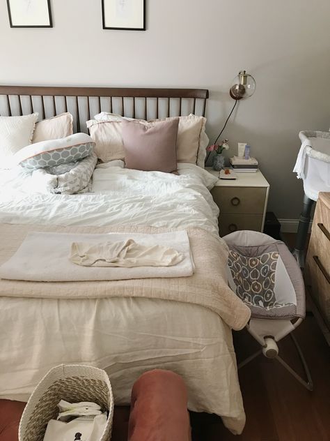 Bedroom Newborn Setup, Newborn Bedroom Setup, Cosleeping Setup, Bedroom Setup For Newborn, Bedside Set Up For Newborn, Newborn Setup In Parents Bedroom, Parents Bedroom, Newborn Room, Nightly Routine