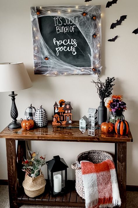 Tv Stand Halloween Decor, Halloween Console Table Decor, Halloween Console Table, Halloween Entry Table, Small Table Decor, Cabinet Decor Ideas, Halloween Entryway, Sofa Table Decor, Halloween Chalkboard