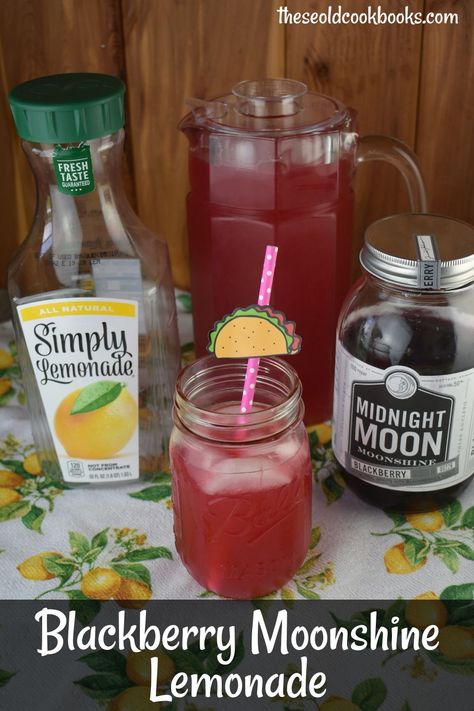 This Blackberry Lemonade is a 2-ingredient cocktail that will soon become your go-to summer drink.  Simply Lemonade is jazzed up with Blackberry Moonshine for the best-ever hard lemonade recipe. Blackberry Moonshine Recipe Cocktails, Huckleberry Moonshine Recipe, Blackberry Lemonade Cocktail, Blackberry Moonshine Cocktails, Blackberry Moonshine Recipe, Moonshine Cocktails Recipes, Moonshine Flavors, Watermelon Moonshine Recipe, Lemonade Moonshine Recipe