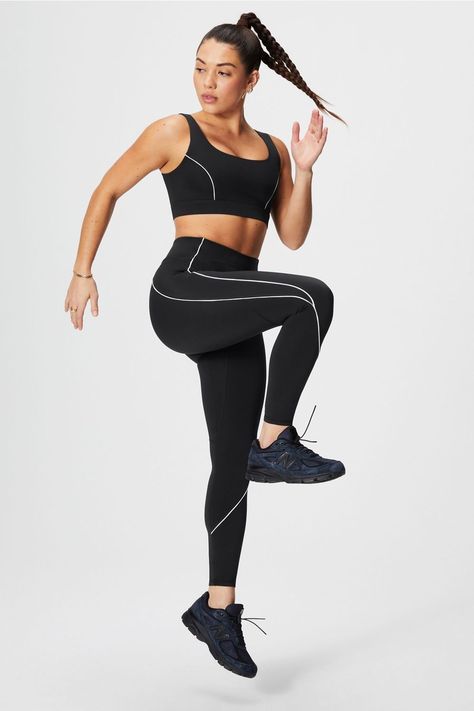 - Shop the latest styles of women's workout clothes, including leggings, sports bras, tops, and more. #fitness #workout Sports Wear Photoshoot, Activewear Branding, Running Photoshoot, Fabletics Outfits, Women Fitness Photography, Female Activewear, 2piece Outfits, Womens Outfits, Stylish Activewear