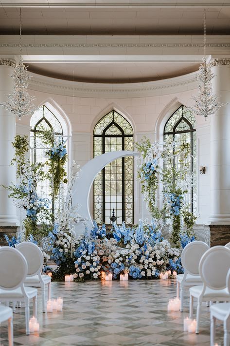 Crescent Moon Wedding, Garden Wedding Theme, Celestial Garden, Romantic Wedding Ceremony, Garden Theme Wedding, Flower Arrangement Designs, Moon Wedding, Modern Flower Arrangements, Blue Florals