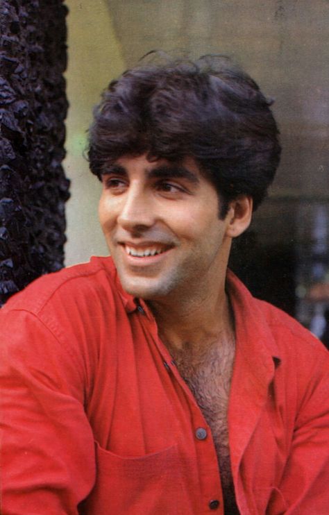 Akshay Kumar Old Pics, Akshay Kumar 90s, Khuda Hafiz, Dhinchak Pooja, Akshay Kumar Style, Akshay Kumar Photoshoot, 90s Photos, Hero Photo, Beautiful Landscape Pictures