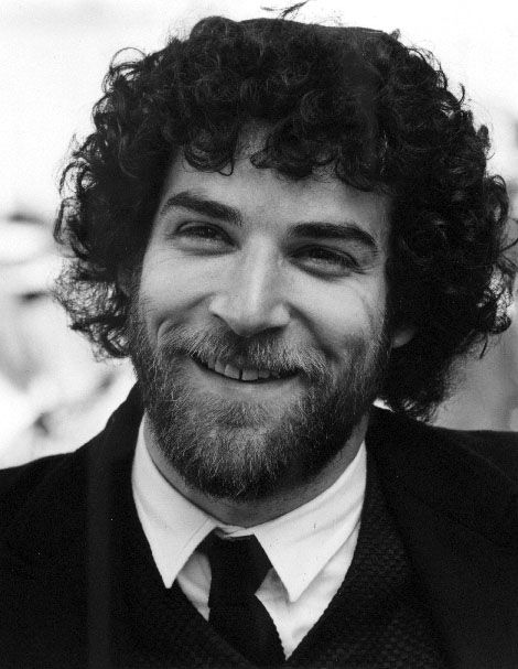 Mandy Patinkin - Yentl movie Film Pics, Mandy Patinkin, Bernadette Peters, Jewish Men, Actors Male, Character Actor, Princess Bride, The Perfect Guy, Inspirational People