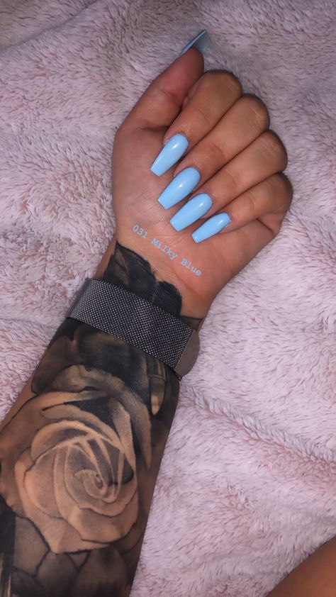 Dnd 031 Milky Blue, Dnd Gel Blue Colors, Dnd Dip Powder Colors Blue, Dnd Milky Blue, Dnd Light Blue Gel Polish, Dnd Periwinkle Nails, Milky Blue Nails Acrylic, Spring Nails Dnd, Dnd Light Blue