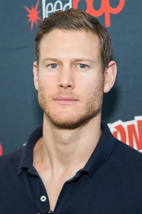 Hot British Actors, Tom Hopper, Javon Walton, Actors Male, Black Sails, Fitness Magazine, Handsome Actors, Hollywood Actor, Role Models