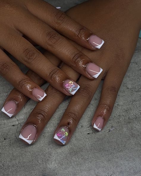 Her vacation to Jamaica nails🥹😝😍 And she let me choose the design🫶🏽 She wanted something not too extra but with a little razzle dazzle 🤭 If viewing follow @donebydelani for more! I am a licensed nail tech located in St. Cloud Fl off of 192 I specialize in nail art, acrylic nails and toes, and pedicures (yes pedis😝👣) Availability is posted daily on my story Click the “BOOK HERE” link in bio or text me to book! #stcloudfl #stcloudnails #kissimmeefl #kissimmeenails #orlandofl #orlandonailtech #... Nails For Jamaica, Dance Nails Designs, Jamaican Vacation Nails, Jamaica Nail Designs Art Ideas, Jamaica Nails Vacations, Jamaica Inspired Nails, Jamaica Nails, Dance Nails, Vacation Nail Designs