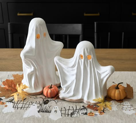 Handcrafted Ceramic Ghost Trendy Halloween Decor, Pottery Halloween Ideas, Ceramic Ghost Pottery, Ceramic Halloween Decorations, Fall Pottery Ideas, Spooky Tablescape, Ghost Pottery, Pottery Barn Fall Decor, Halloween Ceramics