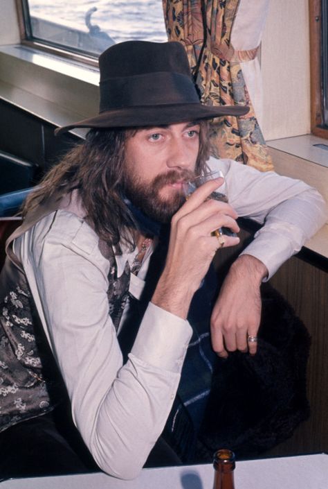 Mac Outfit, Mick Fleetwood, Stevie Nicks Style, Lindsey Buckingham, Stevie Nicks Fleetwood Mac, Folk Music, Fleetwood Mac, Stevie Nicks, Fashion Images