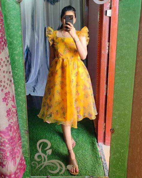 Orangaza Frock, Womens Frocks Dresses, Tredishnal Outfit, New Model Frock Design 2024, Yellow Frocks For Women, Organza Dress Styles, Organza Frocks For Women, Short Frocks For Women, Frock Designs For Women