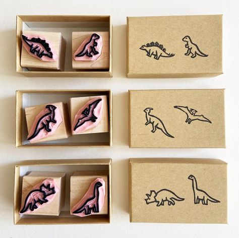 Stamp Carving Ideas Simple, Stamp Making Ideas, Eraser Stamp Ideas, Lino Stamp, Tiny Stamps, Rubber Printing, Homemade Stamps, Diy Stamps, Eraser Stamp