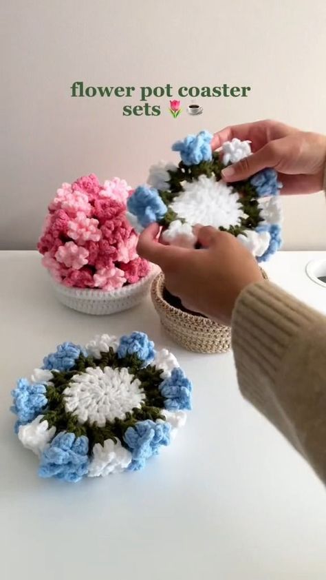 Crochet Cup Coaster, Gift Tutorial, Coaster Projects, Cutest Crochet, Flower Coasters, Crochet Bouquet, Crochet Cow, Flower Cup, Pattern Steps