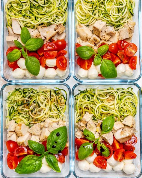 Chicken Zoodles, Clean Eating Meal Prep, Slim Fast Diet, Clean Meal Prep, Clean Eating Chicken, Meal Prep Clean Eating, Clean Eating For Beginners, Caprese Chicken, Clean Food Crush