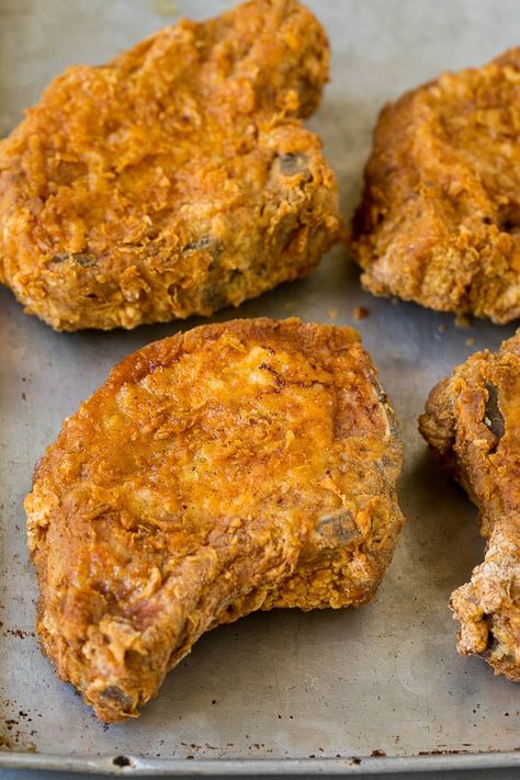 Fried Pork Chops Recipe | Pork Chop Recipe #porkchops #pork #dinner #dinneratthezoo #comfortfood Deep Fried Pork Chops, Skillet Dip, Pork Chops Bone In, Fried Pork Chop Recipes, Brown Sugar Pork Chops, Mushroom Pork Chops, Breaded Pork Chops, Pork Chop Recipes Baked, Easy Pork Chop Recipes