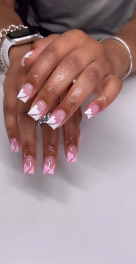 Short Acrylic Nails For Typing, Cute Short Nail Inspo 2024, Cute Short Acrylic Nails With Charms, Cute Nails Ideas French Tips, Short Nail Birthday Designs, Birthday Nails Short Acrylic, Short French Tip Acrylic Nails Colorful, No French Tip Nail Designs, Shorties Nails Design