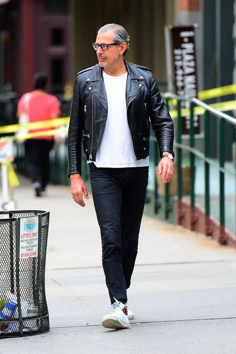 For When Times Are Tough, Here Are 22 Pictures of Jeff Goldblum in a Leather Jacket Jeff Goldblum Style, Men's Leather Jackets, Dad Style, Jeff Goldblum, Outdoor Jackets, Fav Celebrities, Rain Suit, Men Closet, Gents Fashion