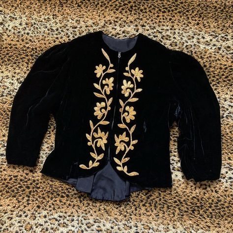 Collecting Dust on Instagram: "1930s Velvet Jacket with Appliqué, Puff Shoulders and Talon Bell Zip. Comfortable medium. Velvet and jacket overall in excellent condition. Some wear to appliqué. Available via DM." Velvet Jacket, Bell Sleeve Top, Outfit Inspirations, Overalls, Long Sleeve Blouse, Velvet, Women's Top, How To Wear, On Instagram