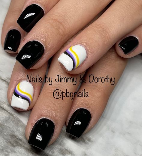 Queer Nail Art Designs, Nonbinary Nails Designs, Queer Nails Short, Nonbinary Flag Nails, Non Binary Nail Art, Lgbtq Nail Designs, Gender Neutral Nails, Nonbinary Nail Art, Non Binary Nails