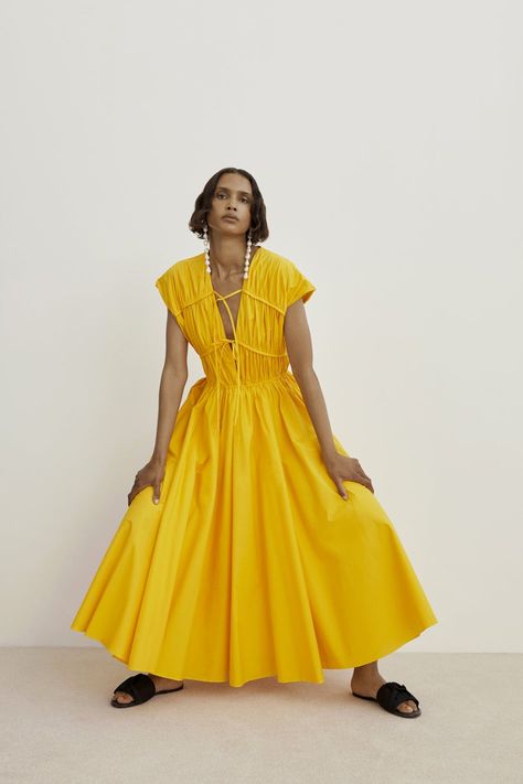 Sewing Dress, Organic Cotton Dress, Yellow Midi Dress, Full Circle Skirts, Romantic Dress, Cotton Midi Dress, Versatile Dresses, Circle Skirt, Kimonos